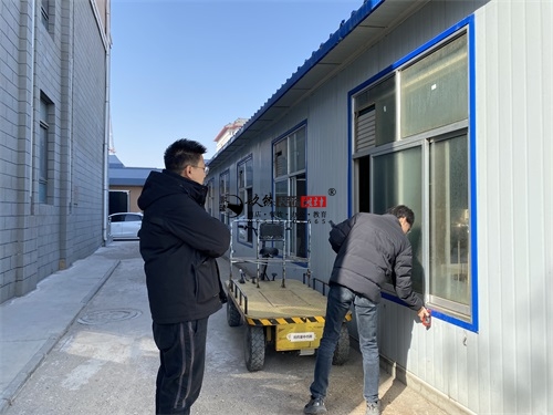 銀川裝修公司推薦|銀川某醫院藥房擴建改造裝修現場勘察